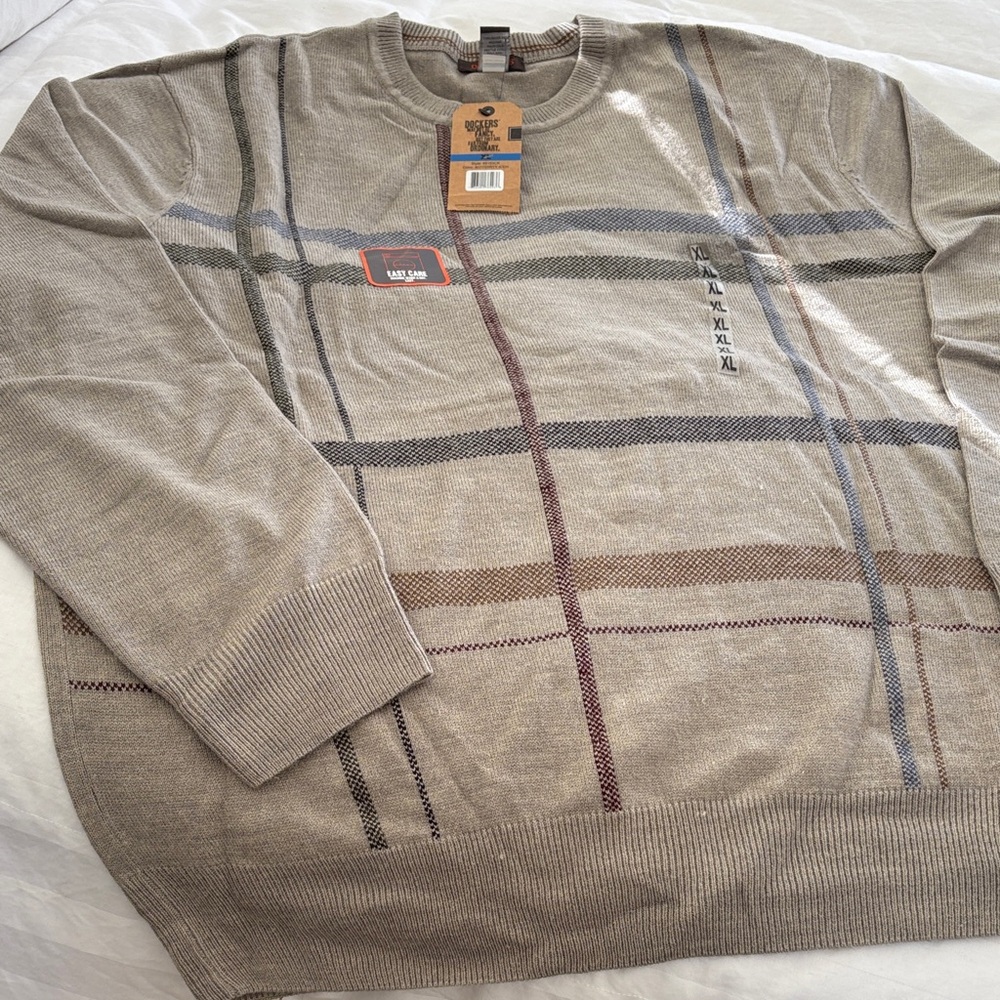 Dockers sweater 🍁🕶️